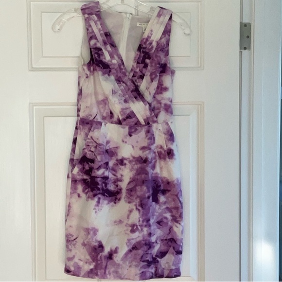 Banana Republic Dresses & Skirts - Banana Republic Purple and White Sheath Dress V-Neck Sleeveless